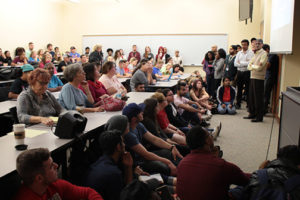 PHOTO BY MYLES VANN/PHOTOGRAPHER Students and faculty gather for MSA's Islam education event at the James C. Kirkpatrick Library.